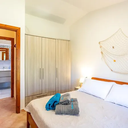 Vakantiehuis Moravia With Sea View Costa Paradiso